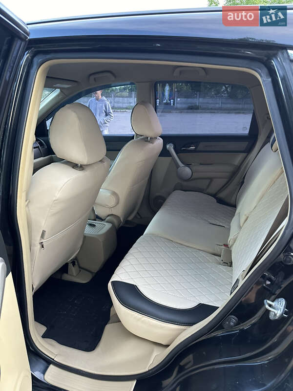 Внедорожник / Кроссовер Honda CR-V 2007 в Нетешине