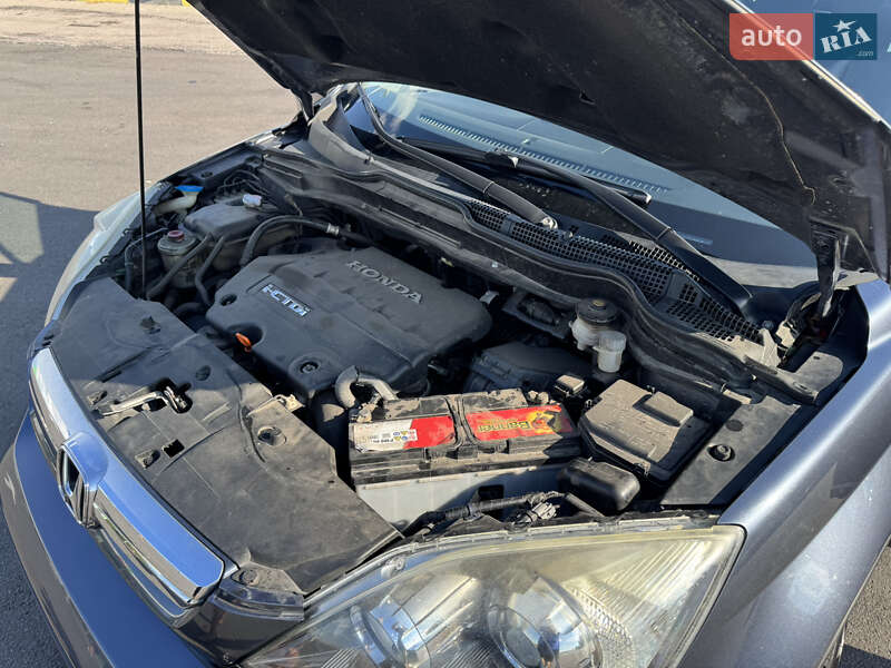 Внедорожник / Кроссовер Honda CR-V 2007 в Дубно