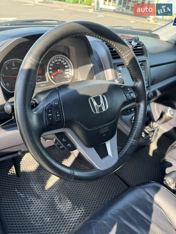 Внедорожник / Кроссовер Honda CR-V 2007 в Дубно