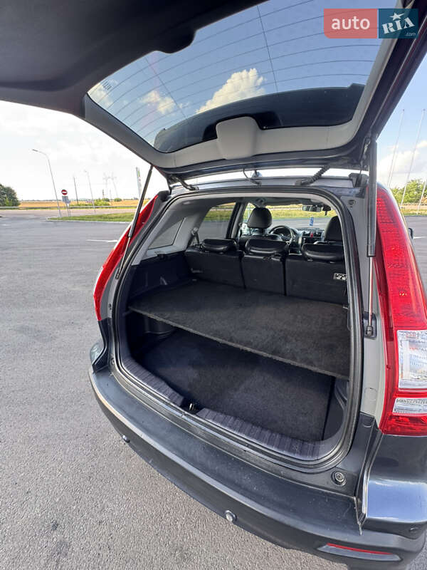Внедорожник / Кроссовер Honda CR-V 2007 в Дубно