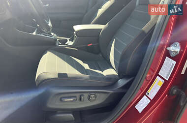Внедорожник / Кроссовер Honda CR-V 2023 в 