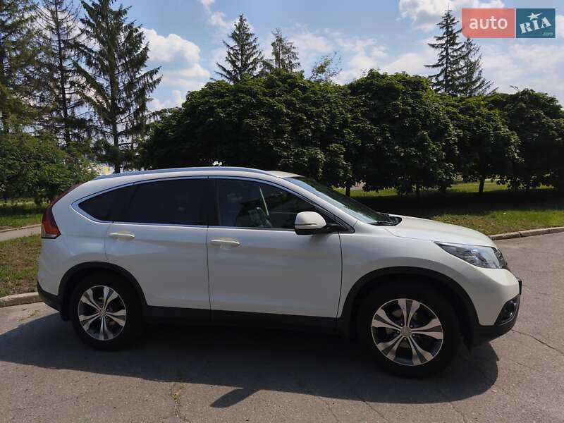 Позашляховик / Кросовер Honda CR-V 2013 в Полтаві