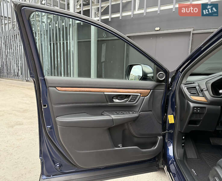 Внедорожник / Кроссовер Honda CR-V 2022 в Киеве