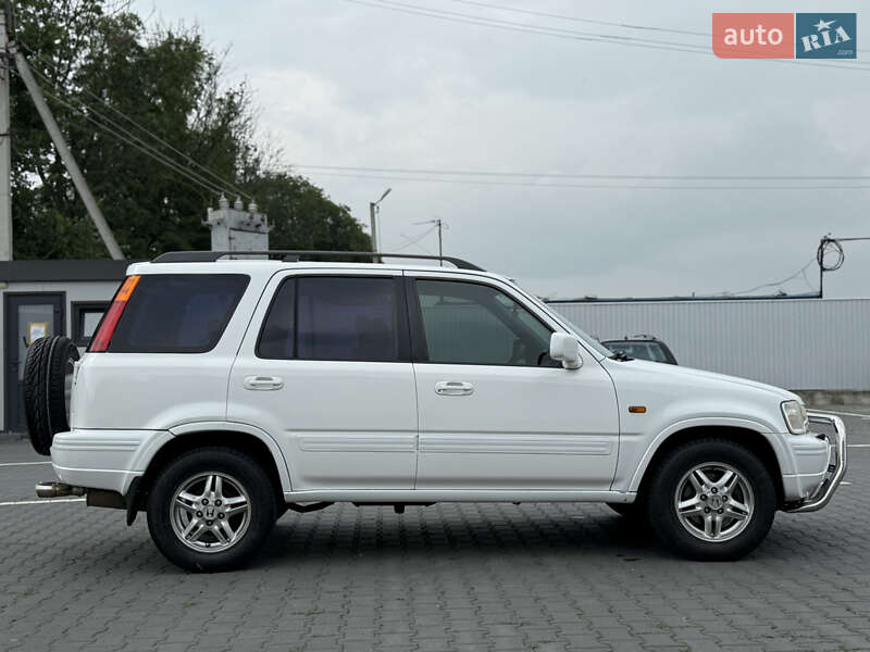 Внедорожник / Кроссовер Honda CR-V 1998 в Черновцах