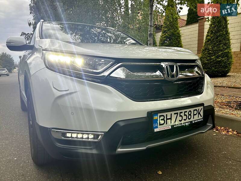 Внедорожник / Кроссовер Honda CR-V 2020 в 