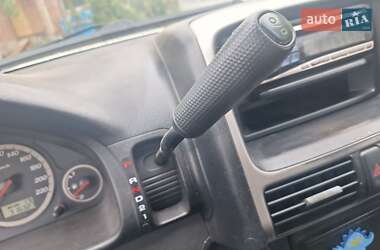 Внедорожник / Кроссовер Honda CR-V 2002 в 