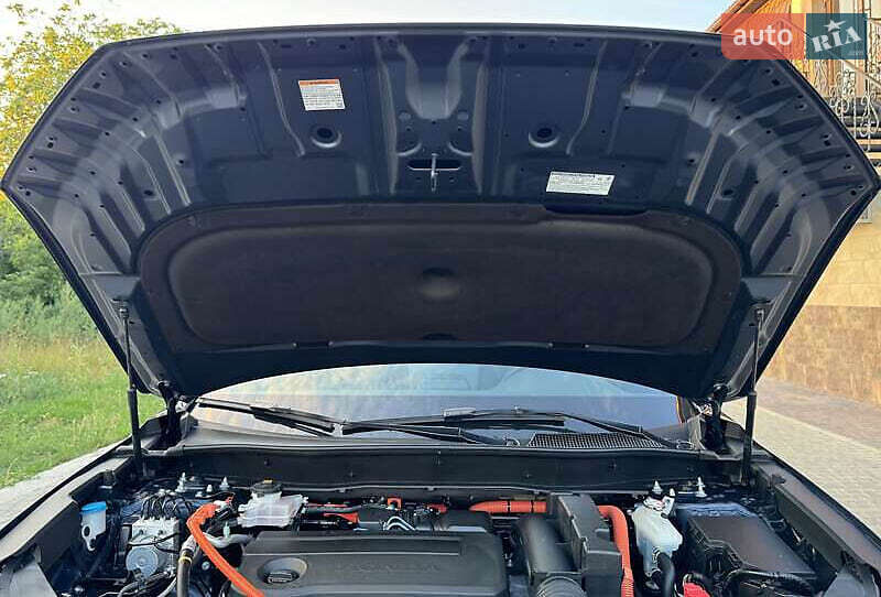 Внедорожник / Кроссовер Honda CR-V 2023 в Киеве