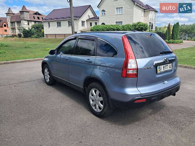 Внедорожник / Кроссовер Honda CR-V 2008 в Миргороде