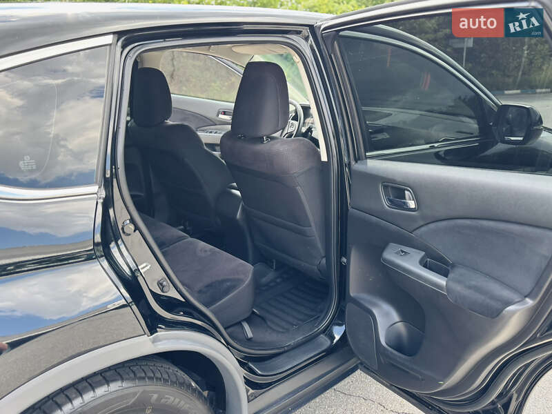 Внедорожник / Кроссовер Honda CR-V 2014 в Берегово