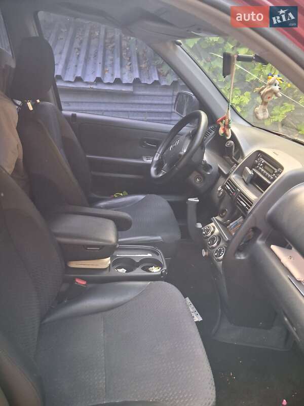 Внедорожник / Кроссовер Honda CR-V 2003 в Киеве