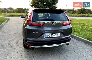 Внедорожник / Кроссовер Honda CR-V 2017 в 
