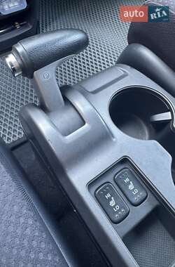Внедорожник / Кроссовер Honda CR-V 2007 в 