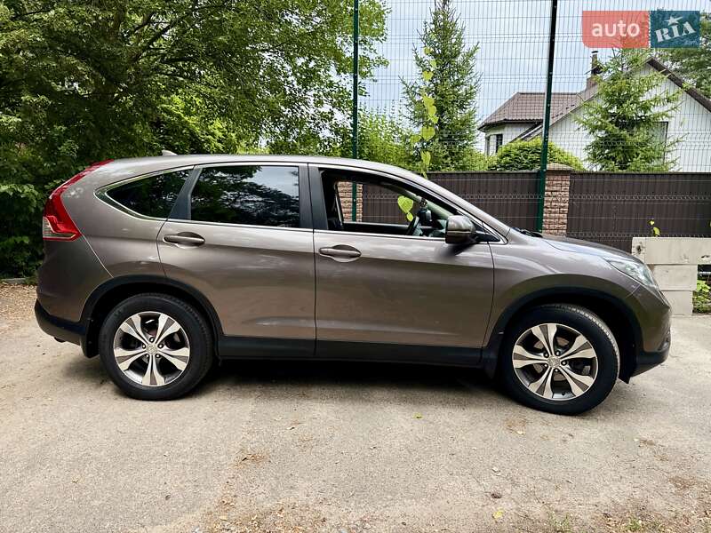 Внедорожник / Кроссовер Honda CR-V 2013 в Киеве