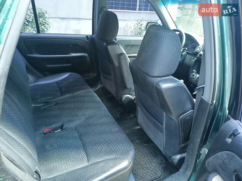 Внедорожник / Кроссовер Honda CR-V 2002 в Киеве