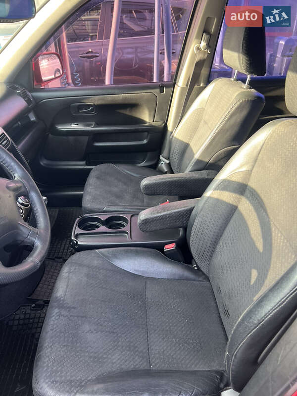 Внедорожник / Кроссовер Honda CR-V 2002 в Ровно