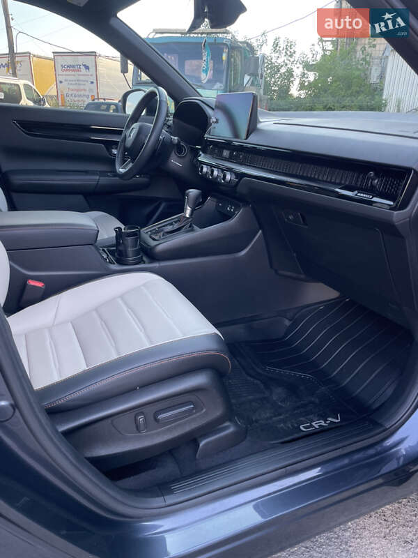 Внедорожник / Кроссовер Honda CR-V 2022 в Луцке
