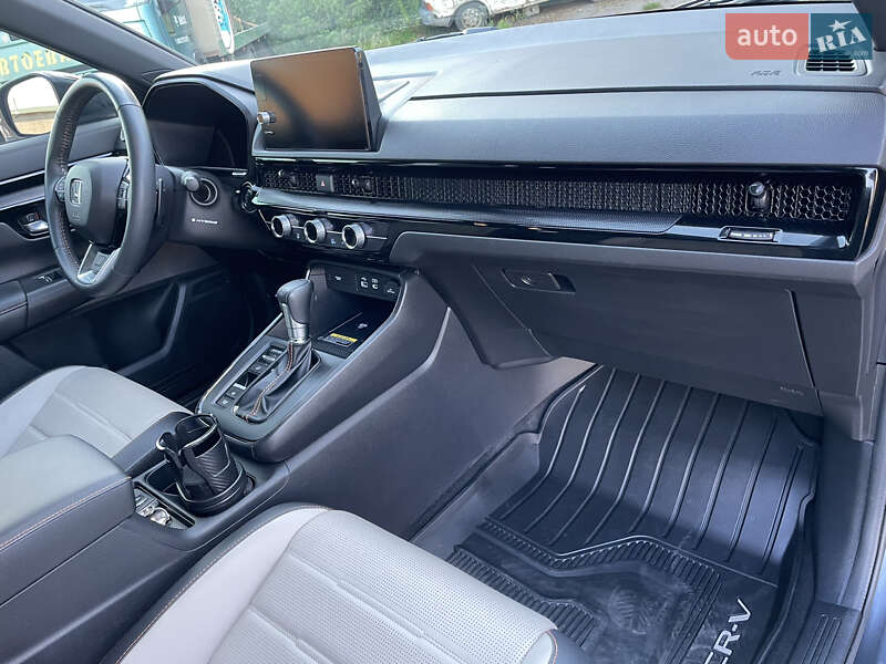 Внедорожник / Кроссовер Honda CR-V 2022 в Луцке
