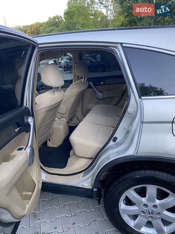 Внедорожник / Кроссовер Honda CR-V 2007 в Дрогобыче