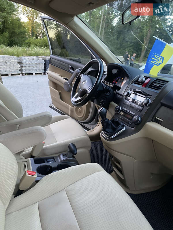 Внедорожник / Кроссовер Honda CR-V 2007 в Дрогобыче