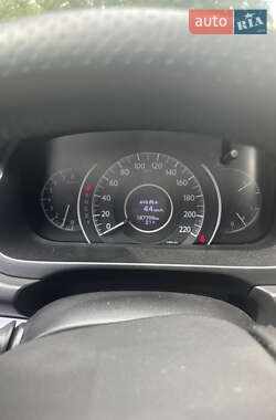 Позашляховик / Кросовер Honda CR-V 2013 в 