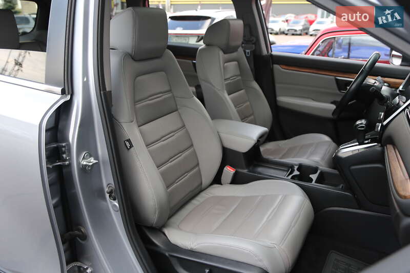 Позашляховик / Кросовер Honda CR-V 2018 в Києві