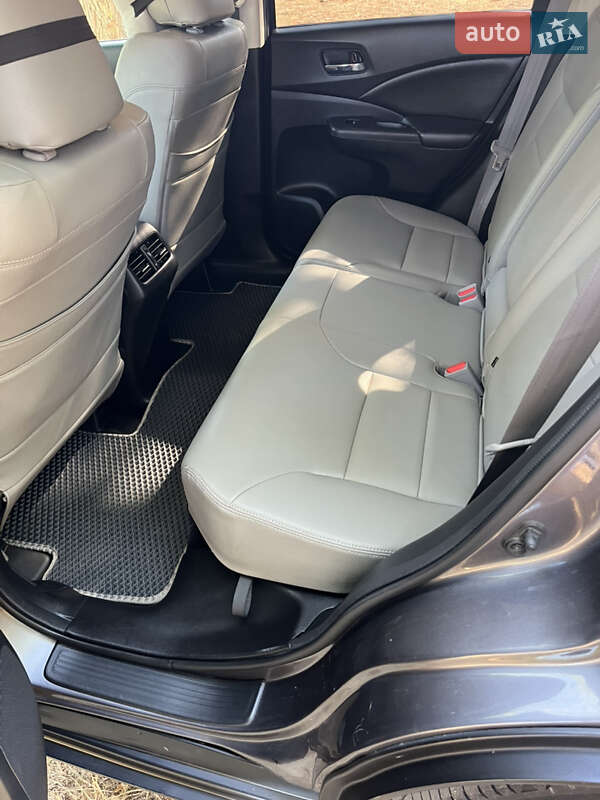 Позашляховик / Кросовер Honda CR-V 2016 в Кривому Розі