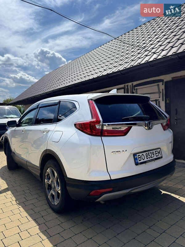 Внедорожник / Кроссовер Honda CR-V 2019 в Дубно