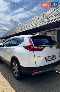Внедорожник / Кроссовер Honda CR-V 2019 в 
