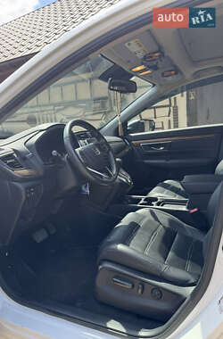 Внедорожник / Кроссовер Honda CR-V 2019 в 