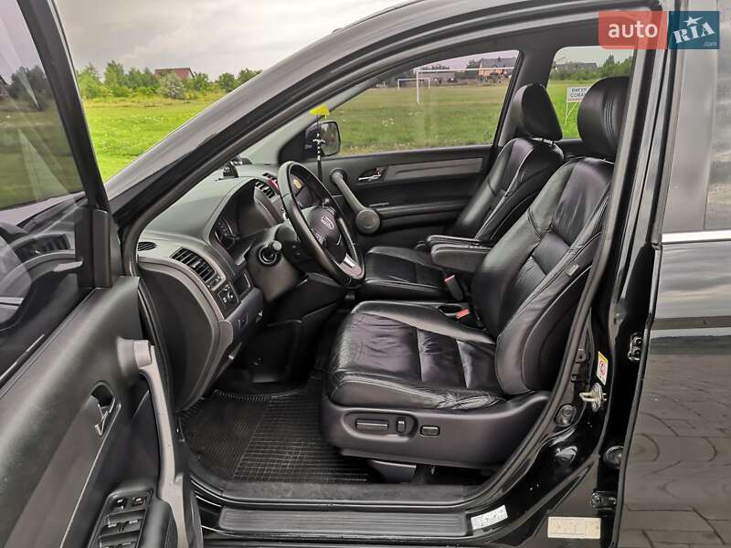 Внедорожник / Кроссовер Honda CR-V 2008 в Здолбунове