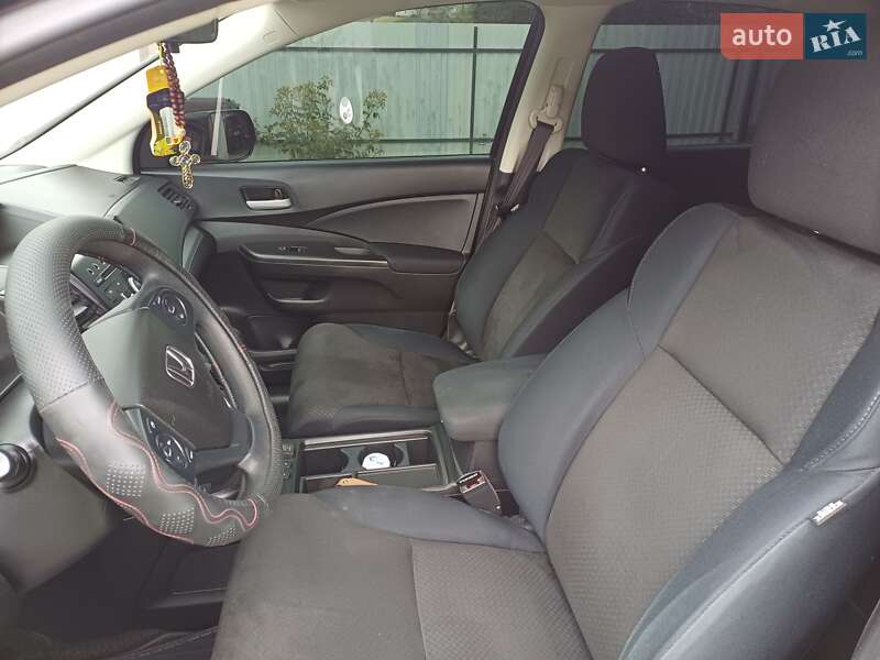 Внедорожник / Кроссовер Honda CR-V 2014 в Волочиске