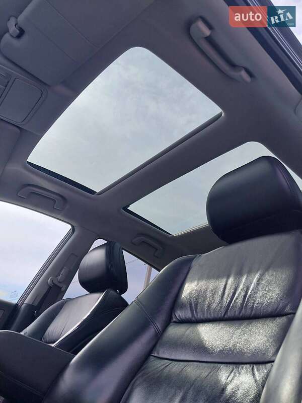 Позашляховик / Кросовер Honda CR-V 2008 в Луцьку