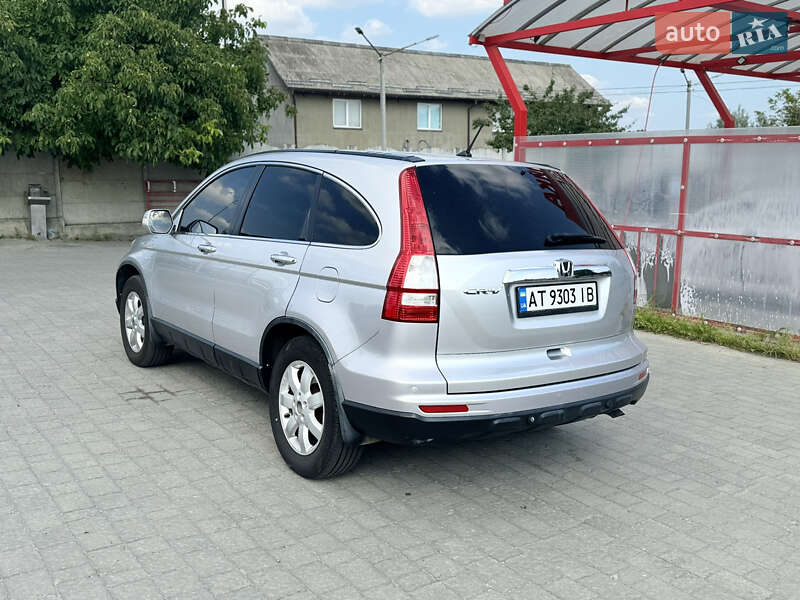 Внедорожник / Кроссовер Honda CR-V 2011 в Ивано-Франковске