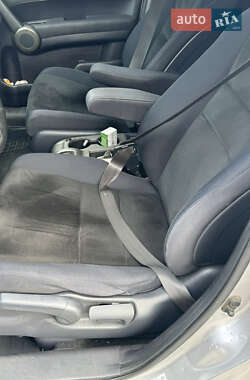 Внедорожник / Кроссовер Honda CR-V 2011 в 