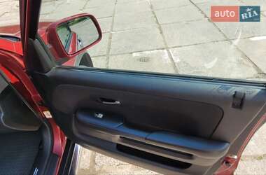 Внедорожник / Кроссовер Honda CR-V 2006 в 