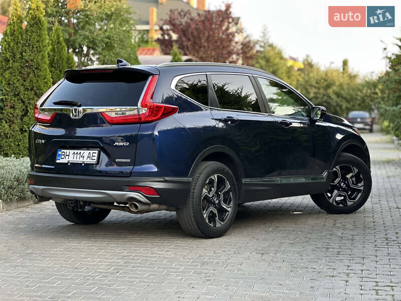 Внедорожник / Кроссовер Honda CR-V 2017 в Одессе