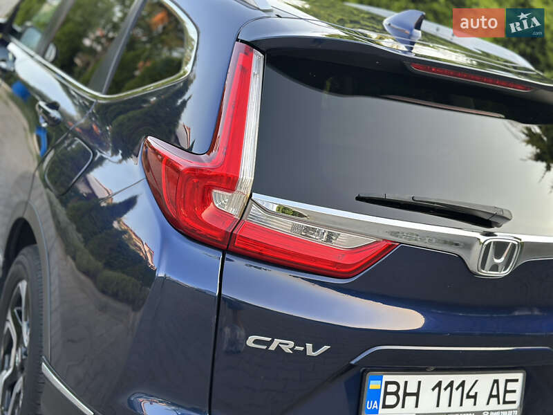 Внедорожник / Кроссовер Honda CR-V 2017 в Одессе