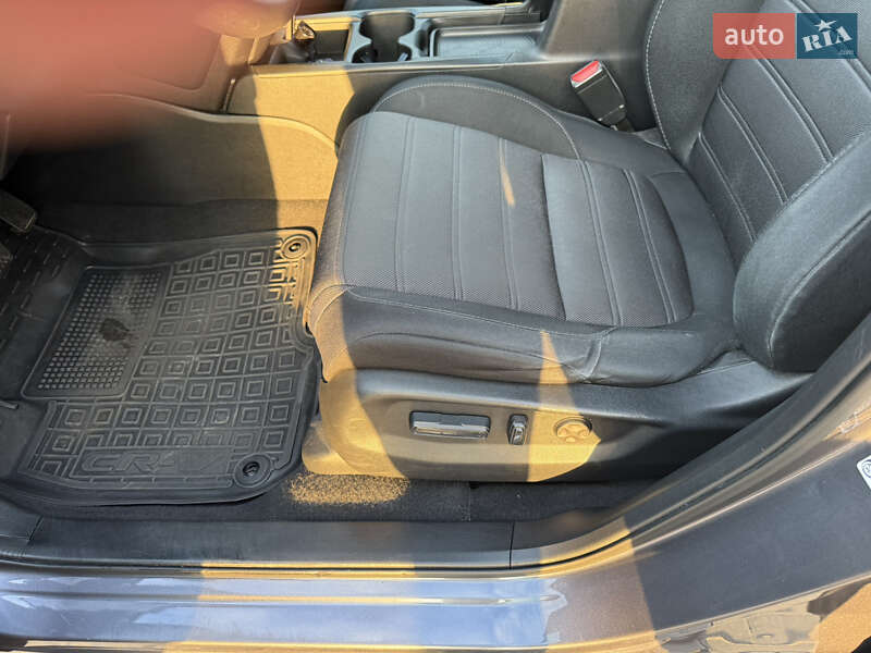 Внедорожник / Кроссовер Honda CR-V 2017 в Львове