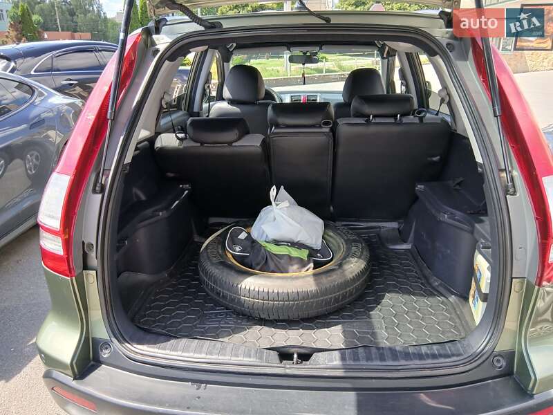 Внедорожник / Кроссовер Honda CR-V 2007 в Виннице