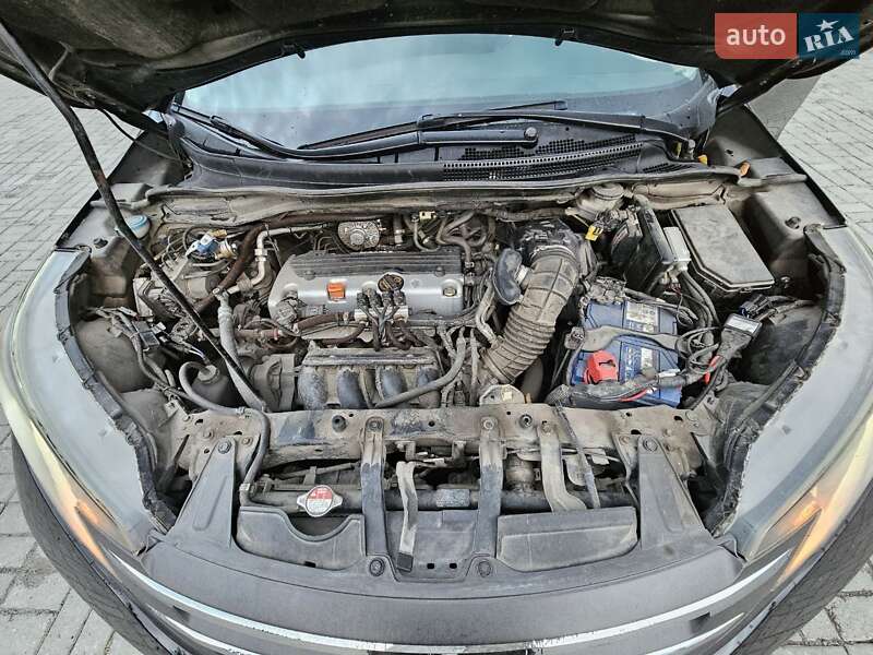 Внедорожник / Кроссовер Honda CR-V 2014 в Шепетовке