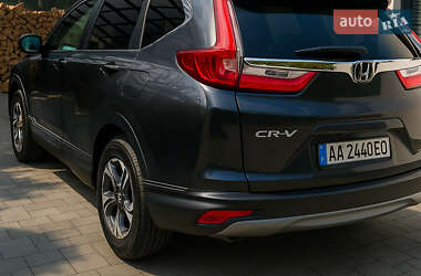 Внедорожник / Кроссовер Honda CR-V 2017 в 