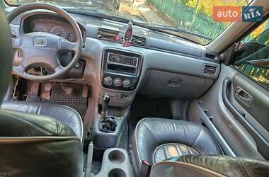 Внедорожник / Кроссовер Honda CR-V 1997 в Захарьевке