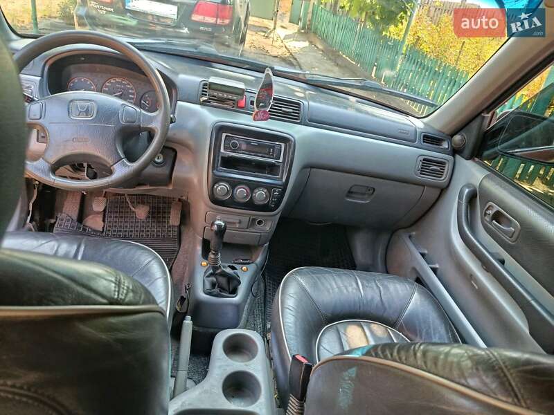 Внедорожник / Кроссовер Honda CR-V 1997 в Захарьевке фото 3 Внедорожник / Кроссовер Honda CR-V 1997 в Захарьевке