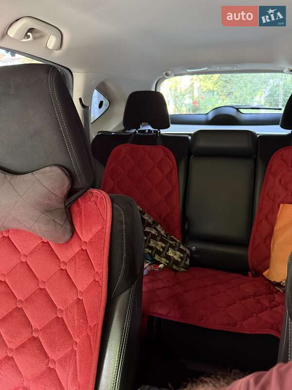 Внедорожник / Кроссовер Honda CR-V 2013 в Могилев-Подольске