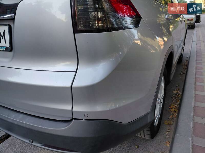 Внедорожник / Кроссовер Honda CR-V 2014 в Виннице
