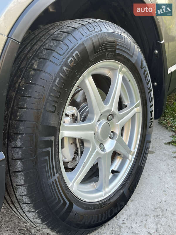 Внедорожник / Кроссовер Honda CR-V 2008 в Дрогобыче