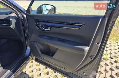 Внедорожник / Кроссовер Honda CR-V 2023 в 