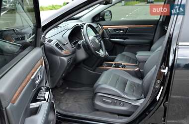 Внедорожник / Кроссовер Honda CR-V 2019 в 