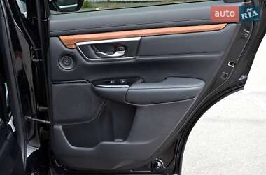 Внедорожник / Кроссовер Honda CR-V 2019 в 