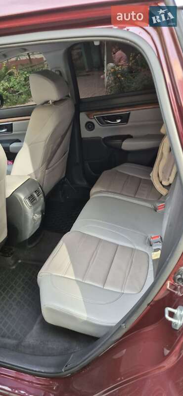 Позашляховик / Кросовер Honda CR-V 2017 в Сумах